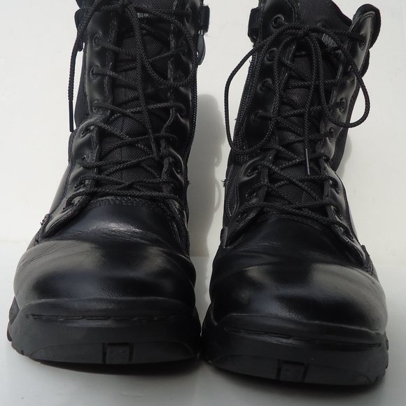 SIZE 7.5. MAGNUM STEALTH II leather  boots. main image 4